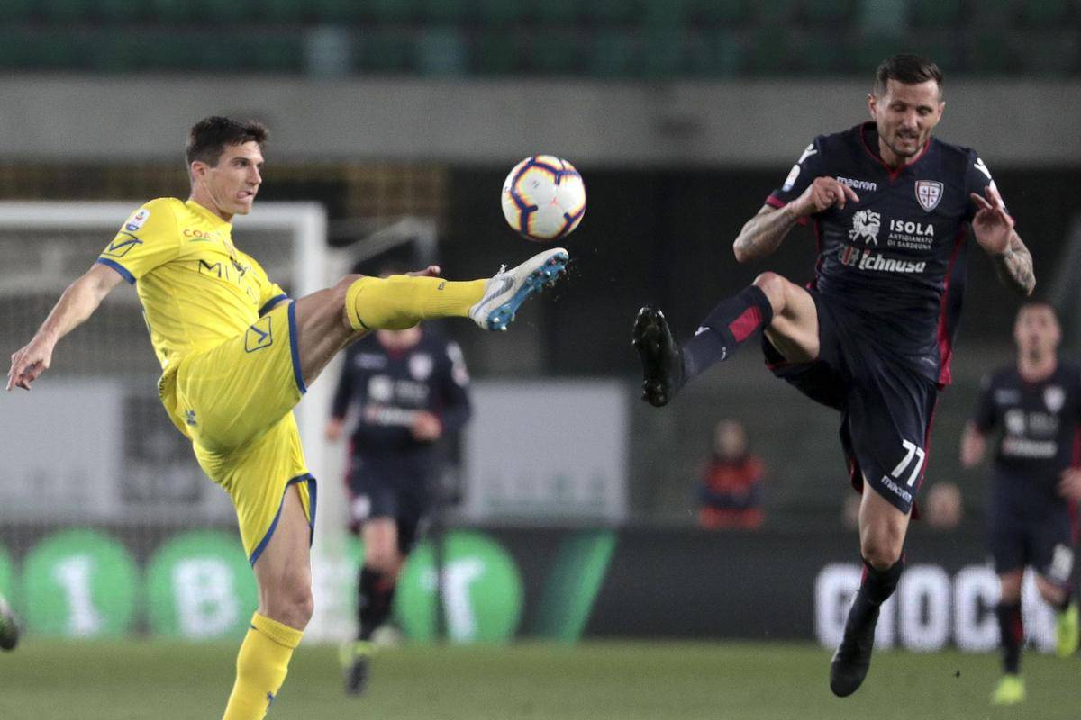 卡利亚里客场逆袭,击败佛罗伦萨 卡利亚里客场逆袭,击败佛罗伦萨