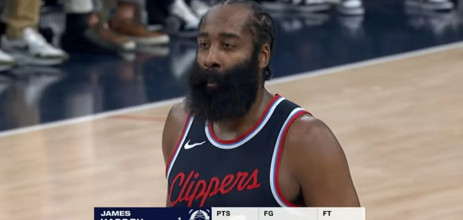 体育赛事直播-火箭大胜独行侠，哈登砍下30+10+10数据